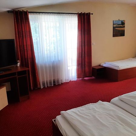 Pensiune Safrane Baile Herculane Bagian luar foto